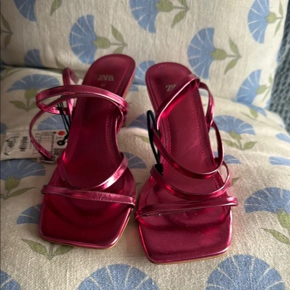 Zara Pink Strappy Women's Sandals - Picture 1 of 6